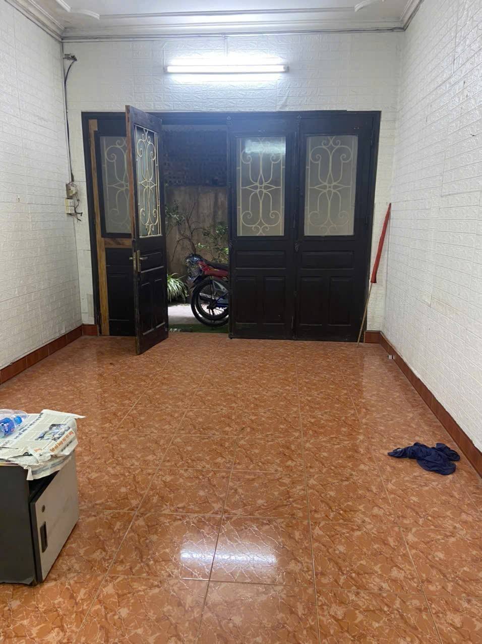 Cho thuê nhà ngõ ô tô tránh Phố Kim Đồng, 35m2 x 2.5 tầng, 2 ngủ, 2 vệ sinh, 6.5 Triệu - Ảnh 1